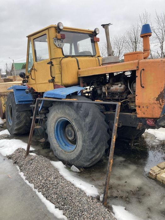 Навантажувач  Т -156 фронтальний