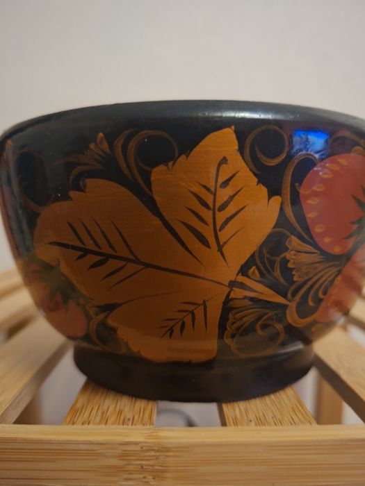 :miska vintage folk truskawki 13.5 cm.styl rosyjski ręcznie malowana 
Miska vintage folk truskawki 13,5 cm styl rosyjski / ręcznie malowana