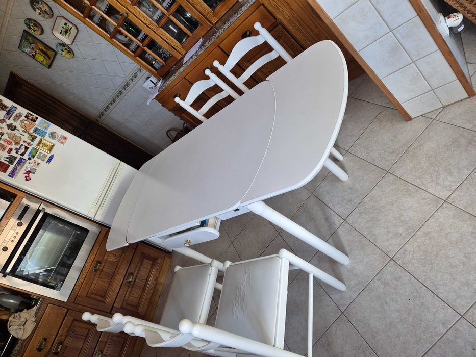Mesa de cozinha branca, extensível