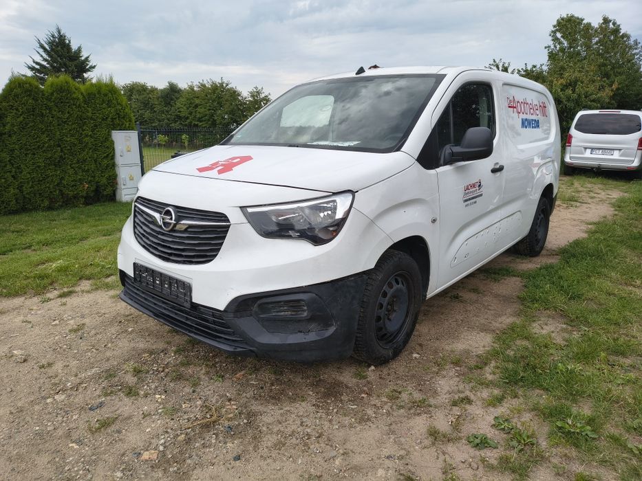 Opel Combo E 2019 1.5cdti  klima ,uszkodzony z Niemiec!