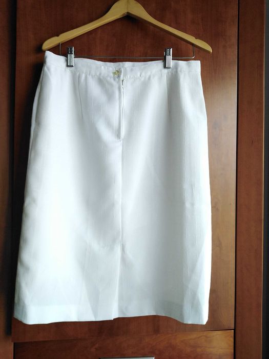 Saia Branca com Efeitos