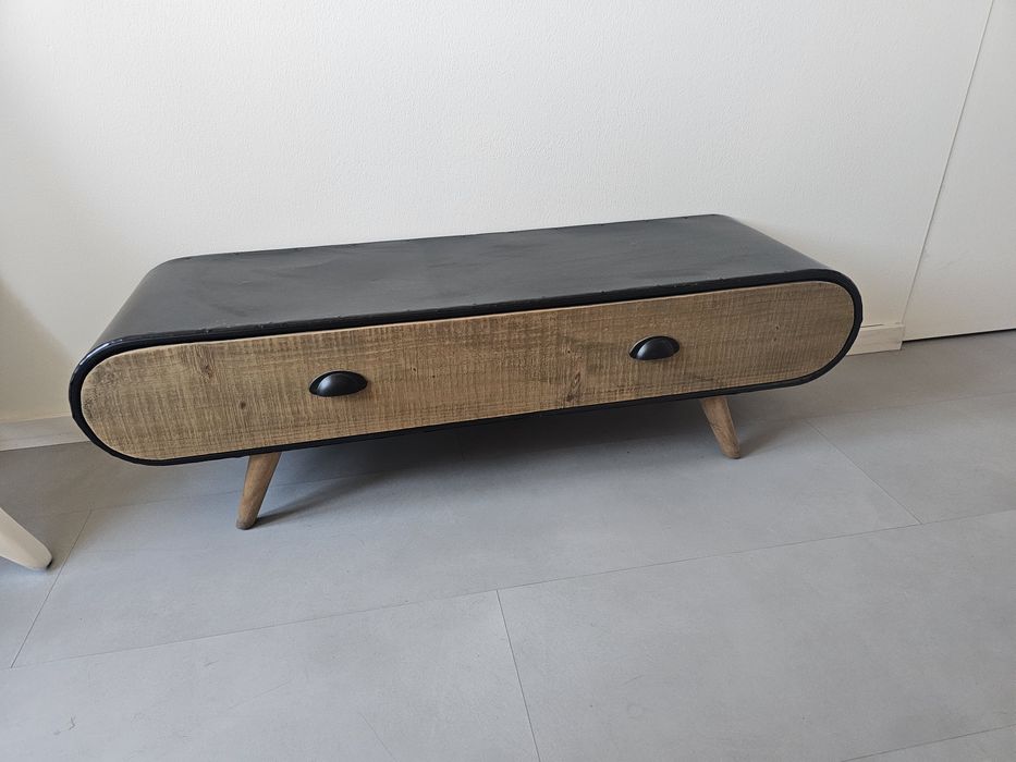 Szafka rtv pod tv