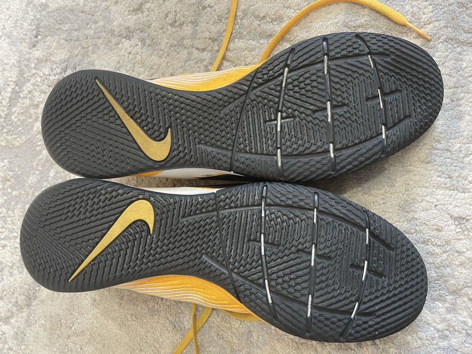 чоловічі футзалки Nike Mercurial Superfly 7 Academy IC