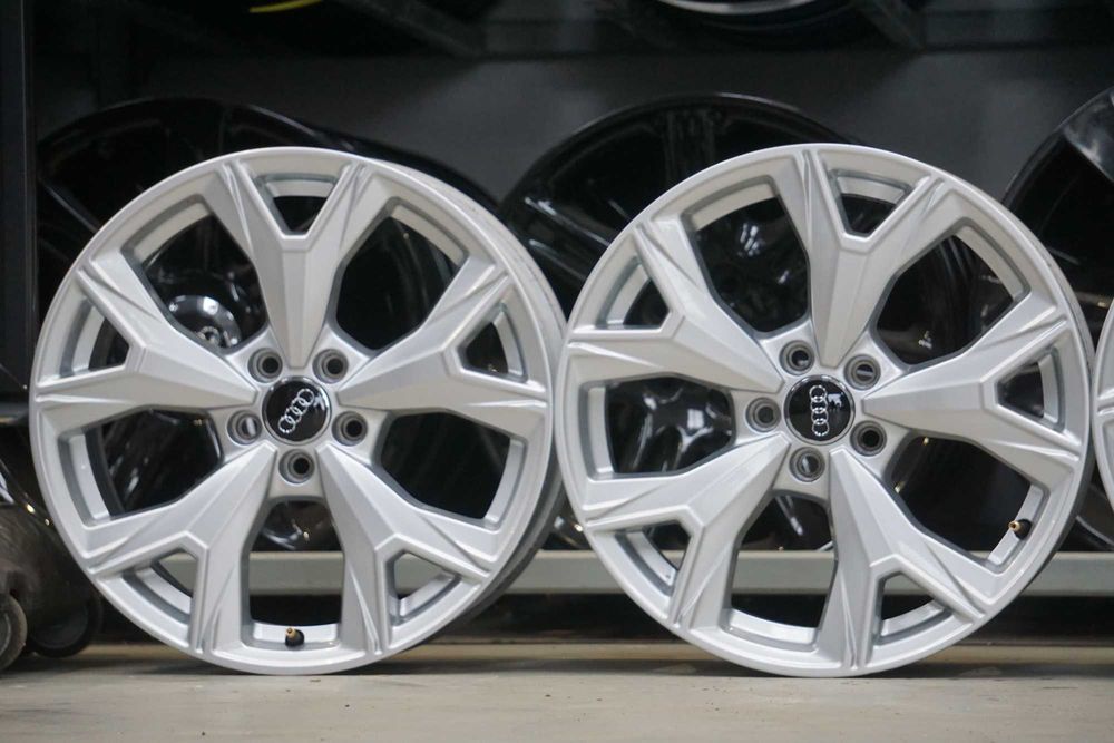 Alufelgi oryginał Audi A1 5x100 7Jx17 et43 cb57,1mm fabryczny stan
