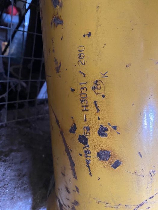 Гідравлічні мотори насоси циліндри ротатори кардани