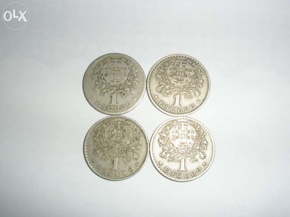 Moedas de 50 centavos e 1$00