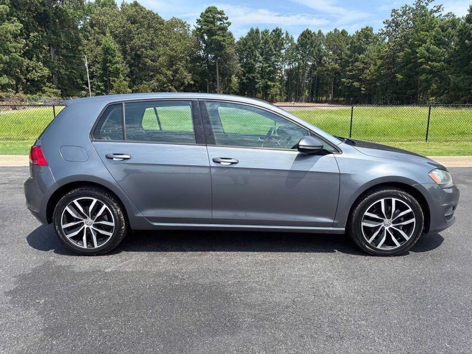 Volkswagen Golf      2015