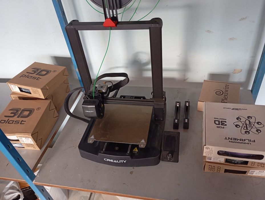 3д принтер Ender 3v3 se