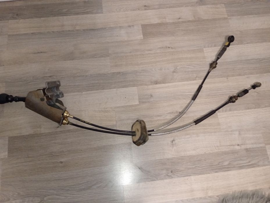 Wybierak, lewarek zmiany biegów Renault Trafic 2, opel Vivaro itd