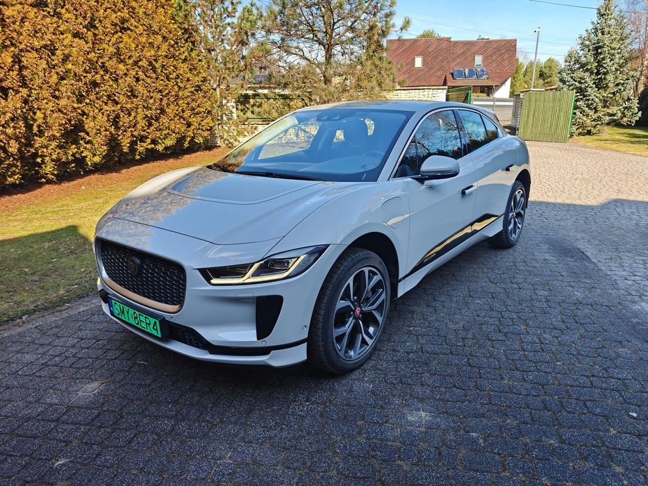 Jaguar I-Pace Bezwypadkowy I-pace w najłdaniejszym kolorze.