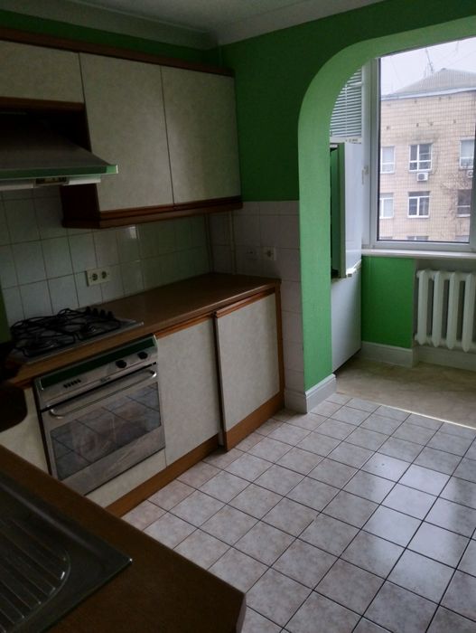 Продам 1-кімнатну квартиру вул.Западинська 3, Подільський район