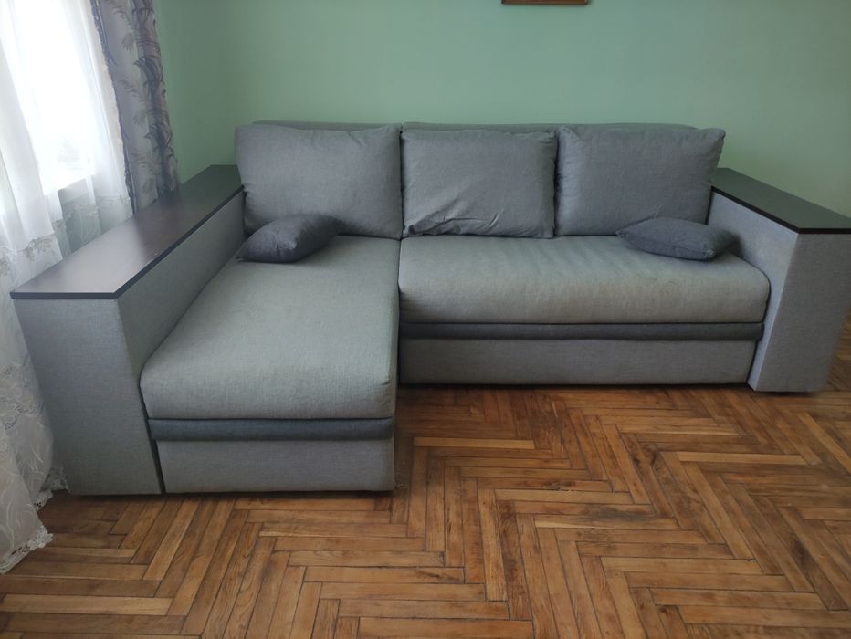 М'які меблі,  куток для вітьльні