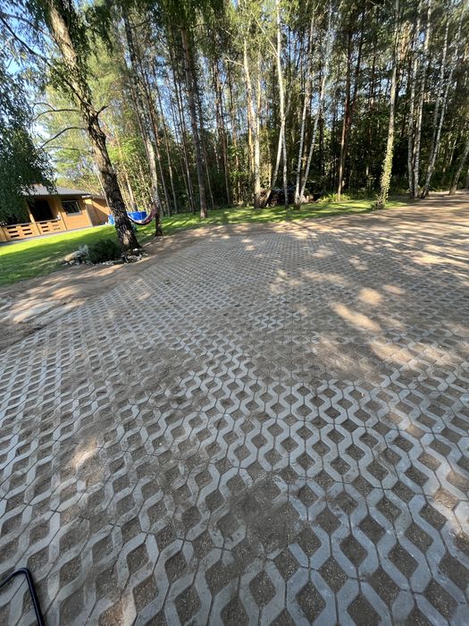 Układanie kostki brukowej