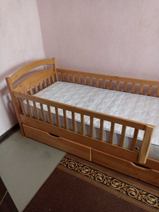 Підліткове ліжко