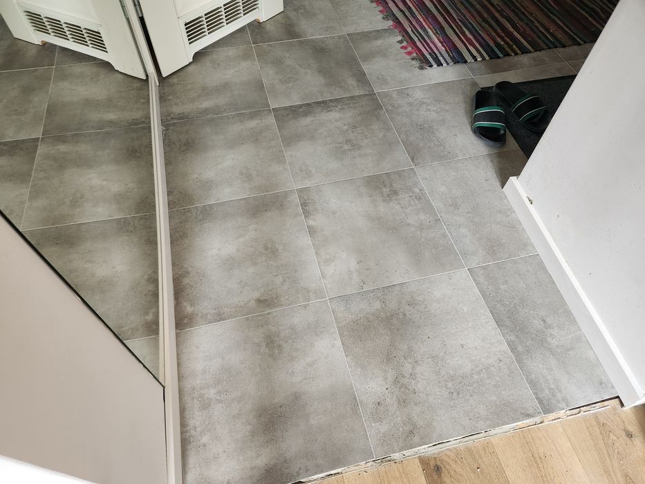 Plytki gres Domino Minimal Grafit 44.8 cm