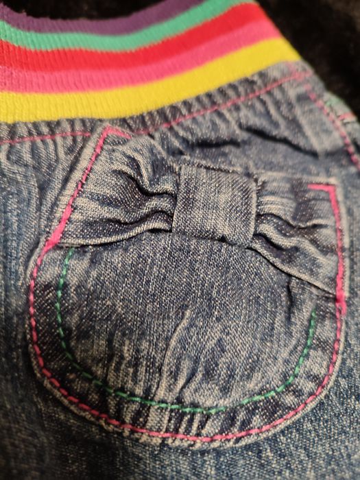 2 śliczne spódniczki jeansowe FIRMOWE r.92-98