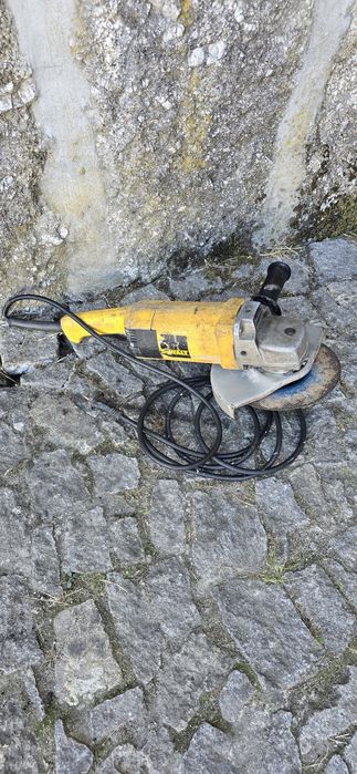 Martelos perfurador Hilti e Bosch