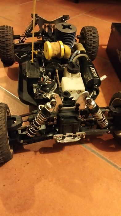 Carro rc 1.8 a gasolina