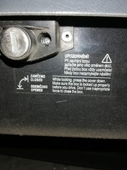 Авто бокс Hakr Relax 300