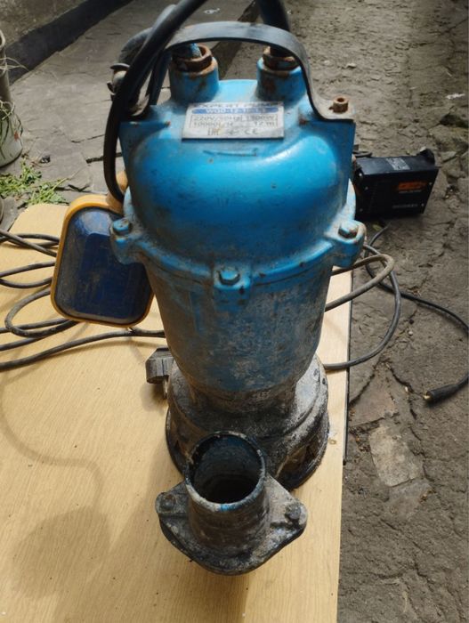 Насос фекальный