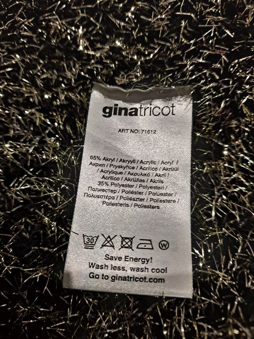 Sliczny sweterek damski.