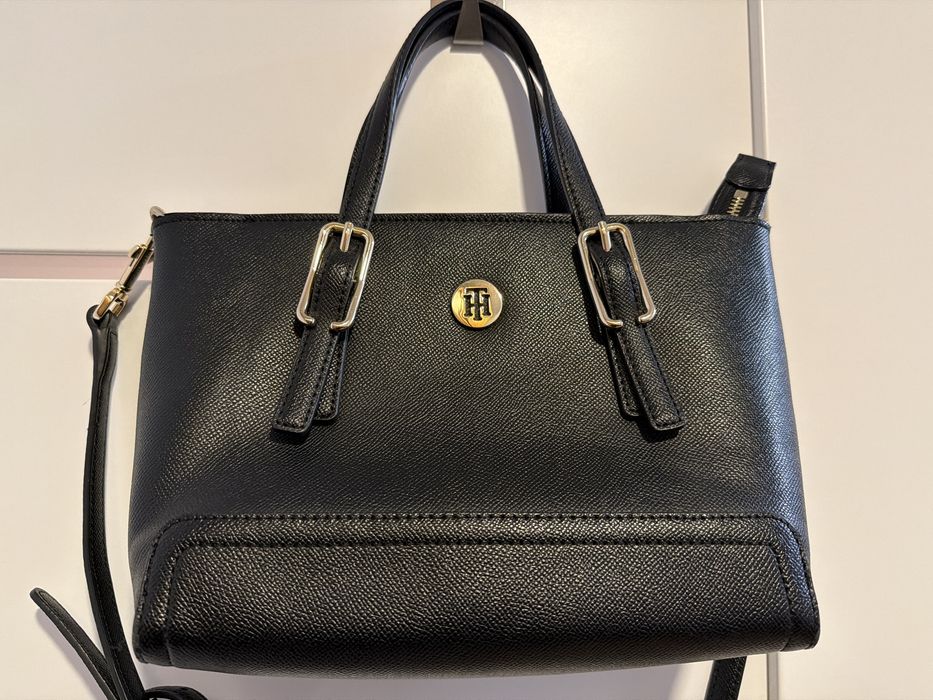 Czarna torebka Tommy Hilfiger