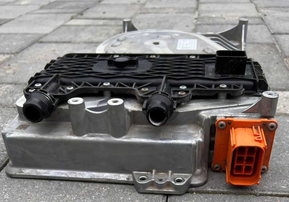 1EA.915.681.CR - бортовое зарядное устройство (On-Board Charger, OBC / инвертор) для VAG