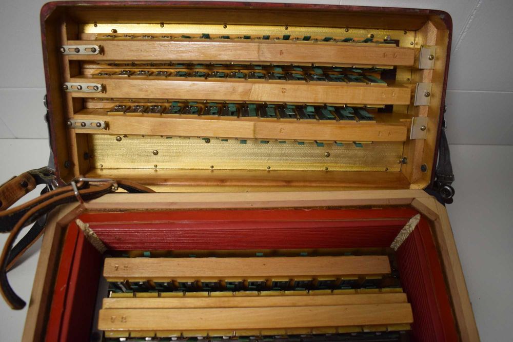 Acordeao Manfrini Grossmann 2 Voz. N 214