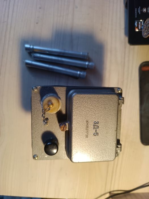 Зарядний пристрій для дозиметрів ЗД-5 + 3 ДКП-50-А