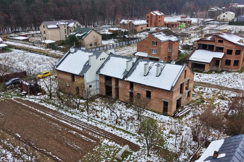 Продаж будинок біля Львова, 5 сот землі,розтермінування, с. Оброшине