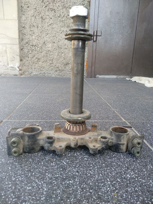 Траверси руля верхня + нижня Loncin LX-200