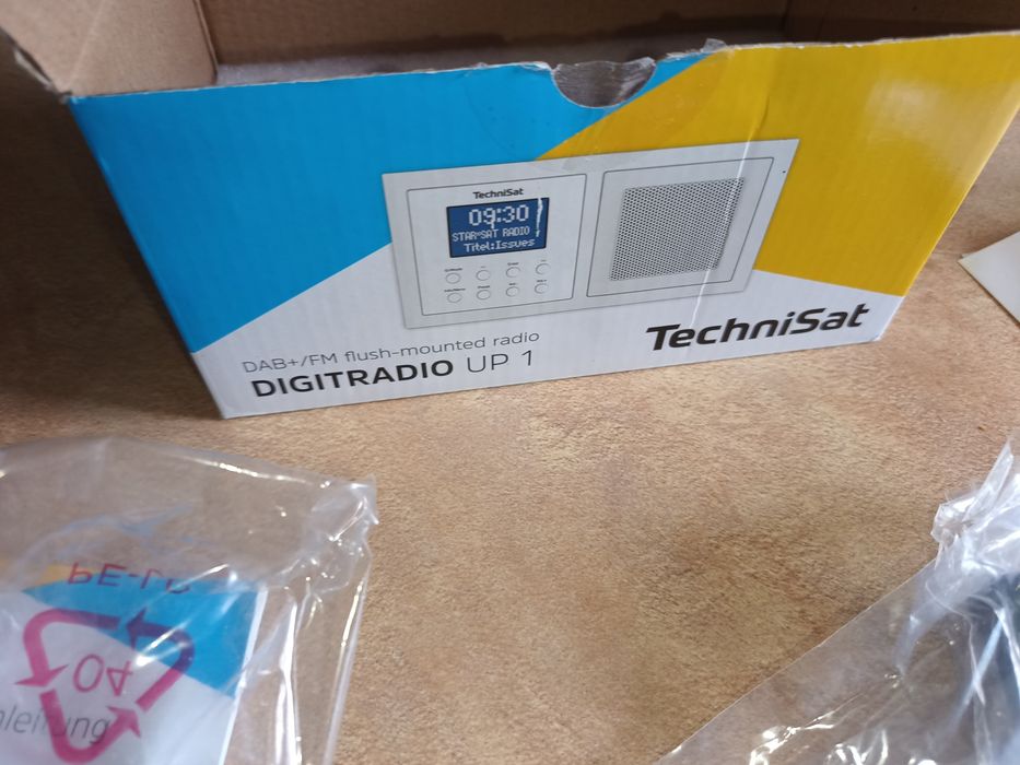 Radio podtynkowe TechniSat