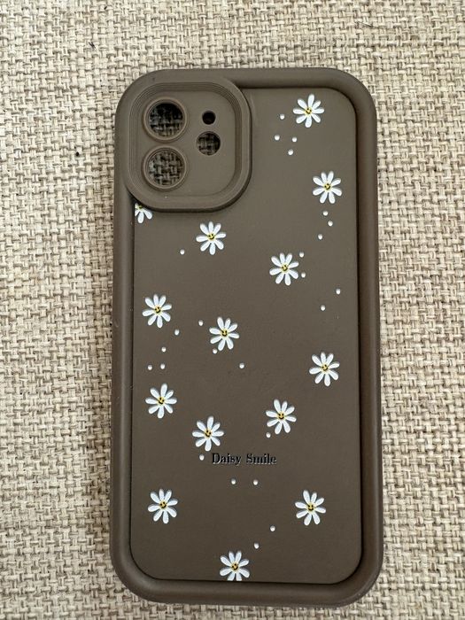 Iphone 12.         .