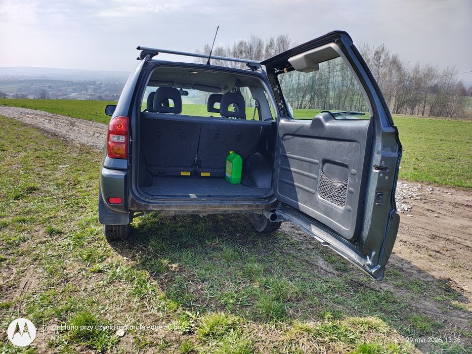 2005r Toyota RAV 4 4x4