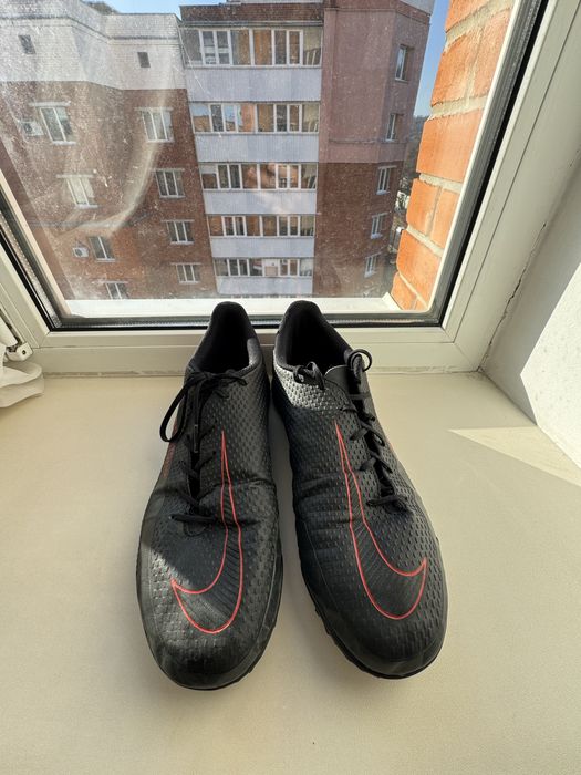 Сороконіжки Nike Phantom GT Club 44 (28см)