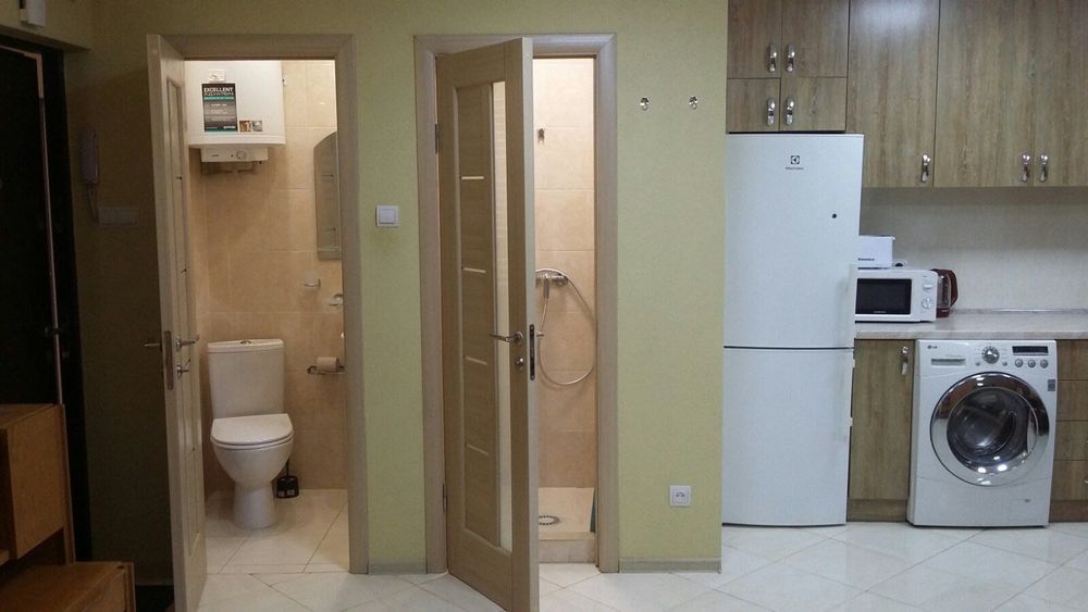 Здаєтьсая 1 кімнатна квартира , новий р-н, Сакура, новобудова цокольна