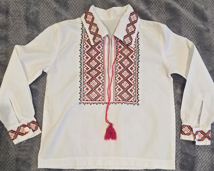 Продам дитячі вишиванки