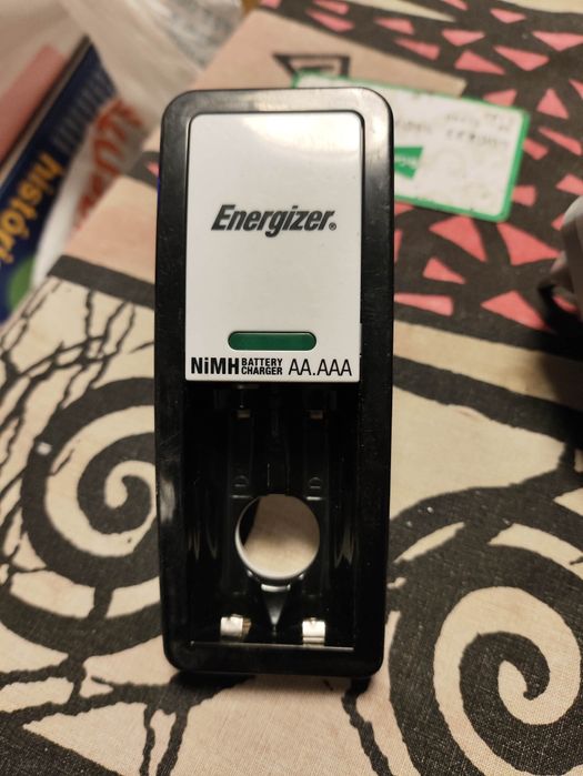 4 carregadores pilhas aaa, as, 6f22