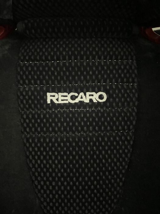 Автокрісло RECARO Monza nova (Melbourne Black)