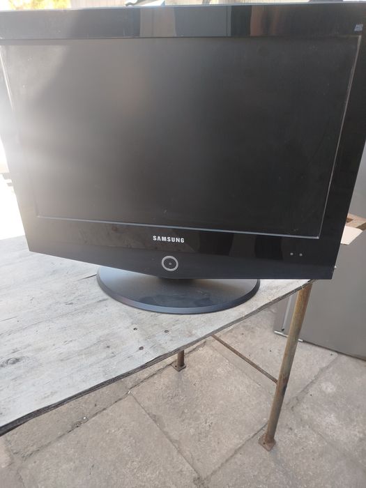Telewizory Samsung Sharp sprawne 5 sztuk 32 cale