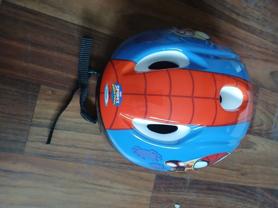 Kask rowerowy nowy rozm s