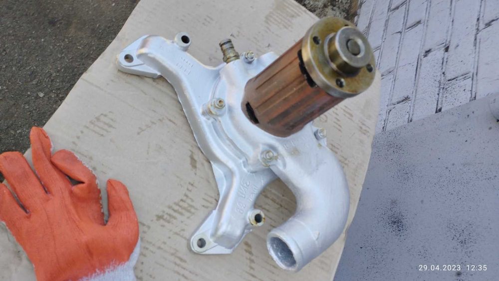 Помпа Зил 130 оригинал