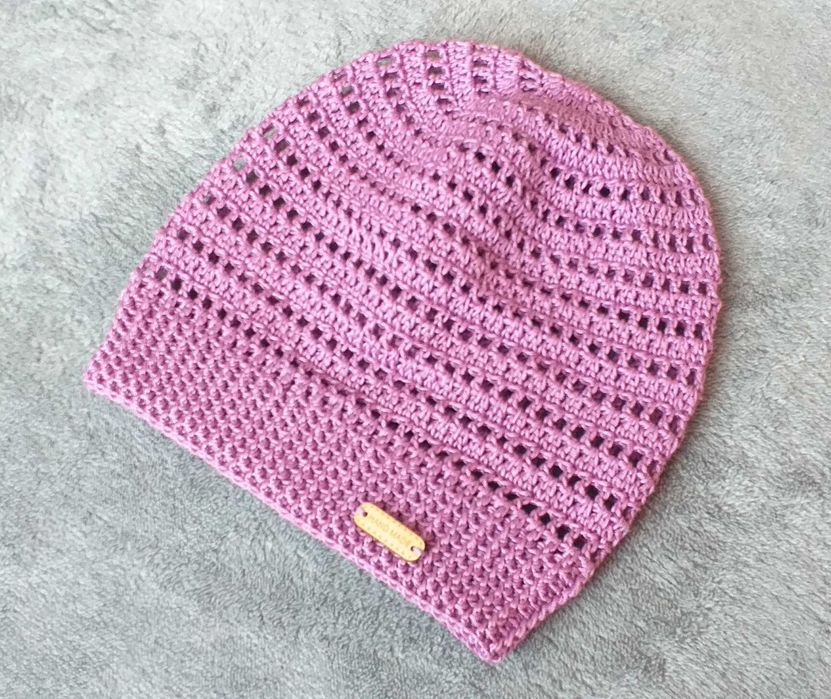 Czapka robiona na szydełku