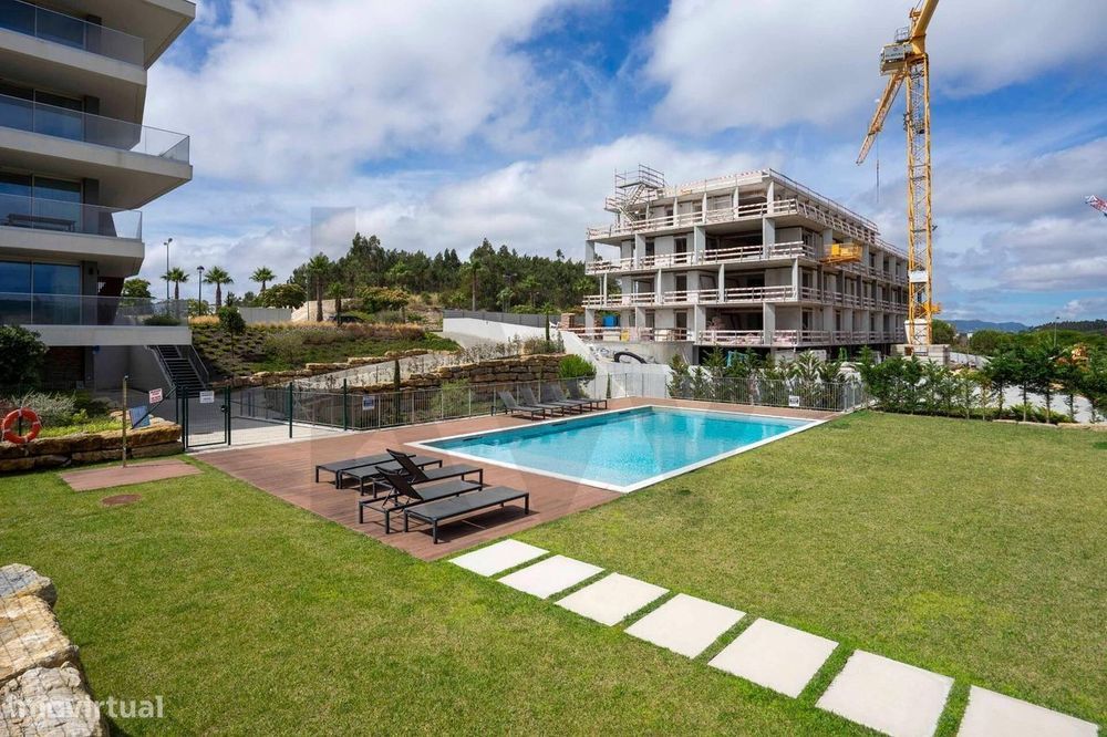 Apartamento Exclusivo de Luxo para Arrendamento | Belas Clube de Campo