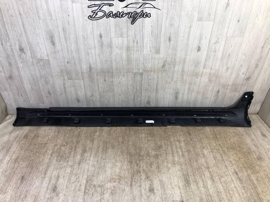 Порог правый Volvo V60 2 CC ( 2018-2024 г. ) накладка порога 31463770
