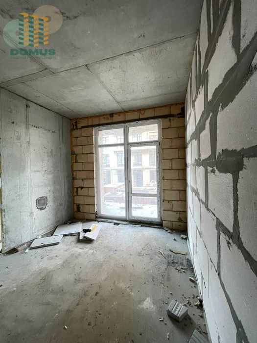 Продам 2-х комн ЖК Пространство на Дачной, Фонтан! 2 балкона!