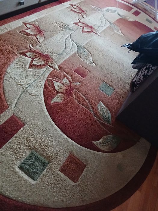 Продам килим розмір 4×2м