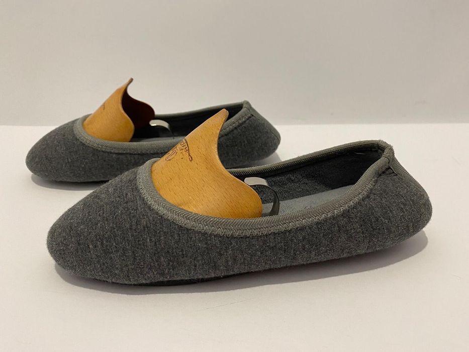 М'якенькі нові тапулі Isotoner , розмір 35/ 36.