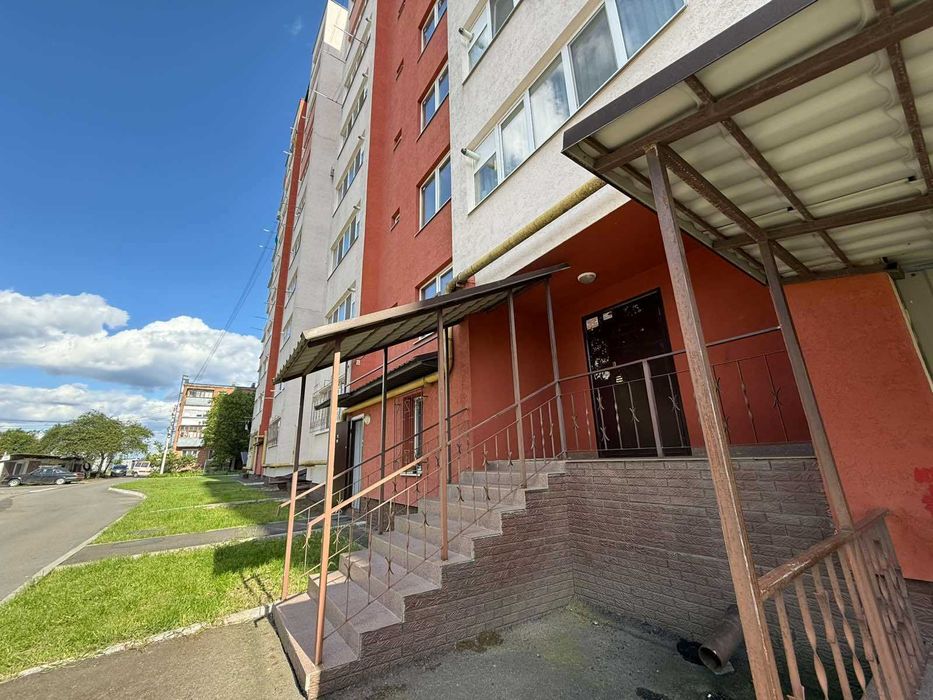 (5) Продам комору в житловому будинку 8116