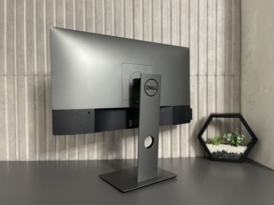 IPS монітор DELL 24 дюйми UltraSharp U2419H